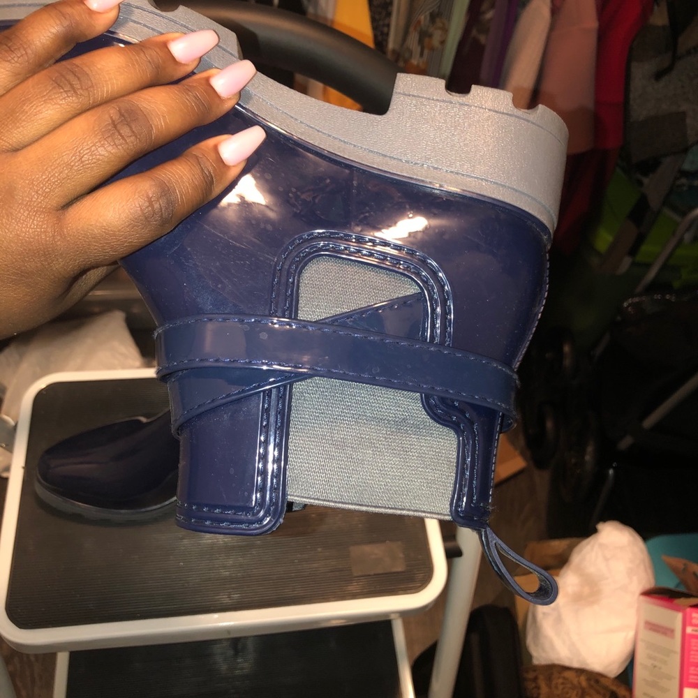 Navy Crisscross Rainboots - Picture 7 of 7